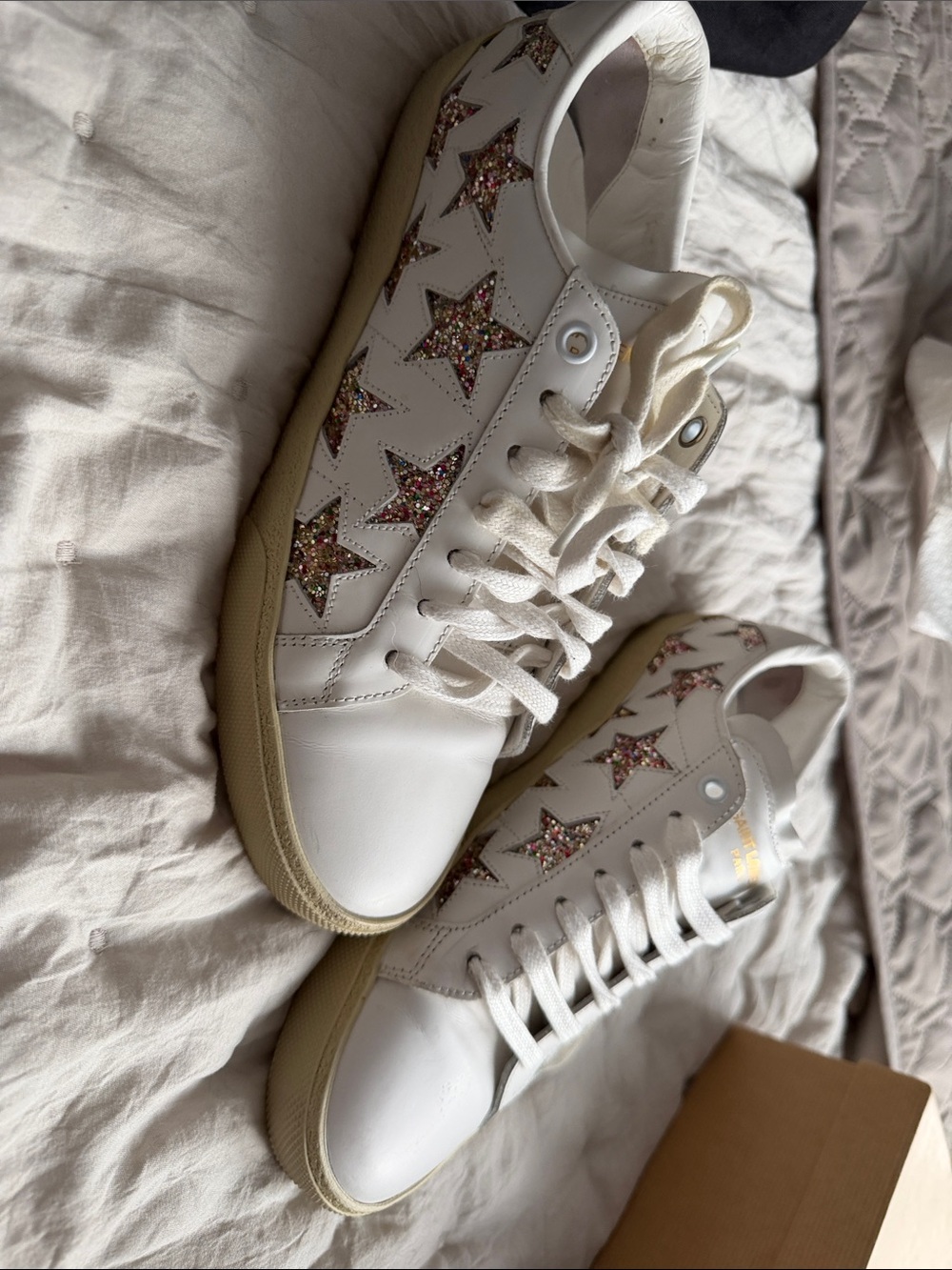 Saint Laurent White Leather Sneakers with Multicolor Glitter Star Accents - Picture 5 of 9